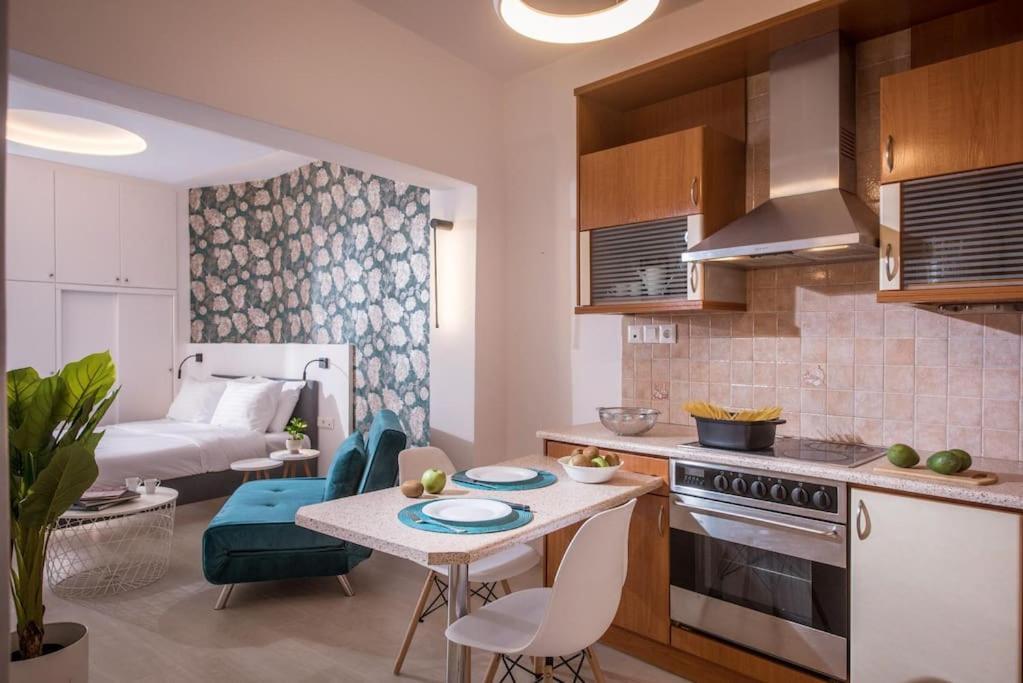 Mojo - Central Cozy Apartment イラクリオン エクステリア 写真